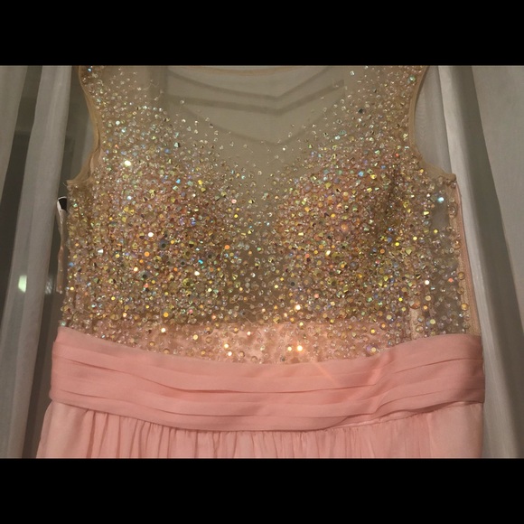 Brand new gorgeous sequence dress - Picture 4 of 5